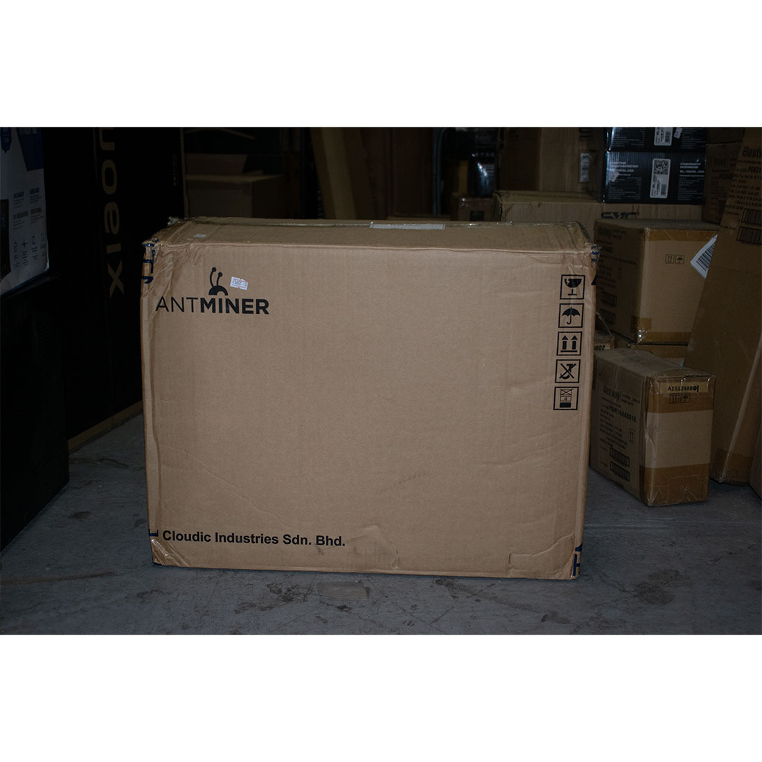 50810y_1.jpg Сервер Bitmain Antminer-S19J Pro+