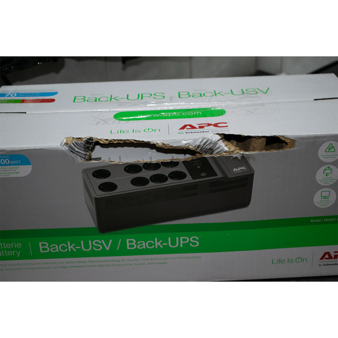 61375y_1.jpg Источник бесперебойного питания APC Back-UPS BE650G2-GR