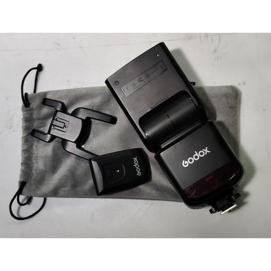 Вспышка Godox TT520III